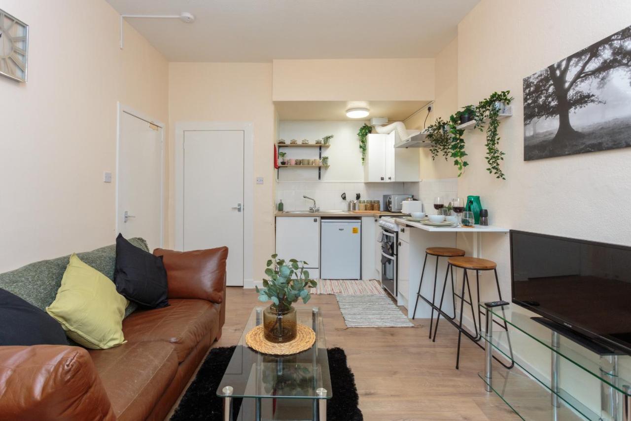 Cozy 1B Groundfloor - 8 Minute From City Centre Edinburgh Eksteriør billede