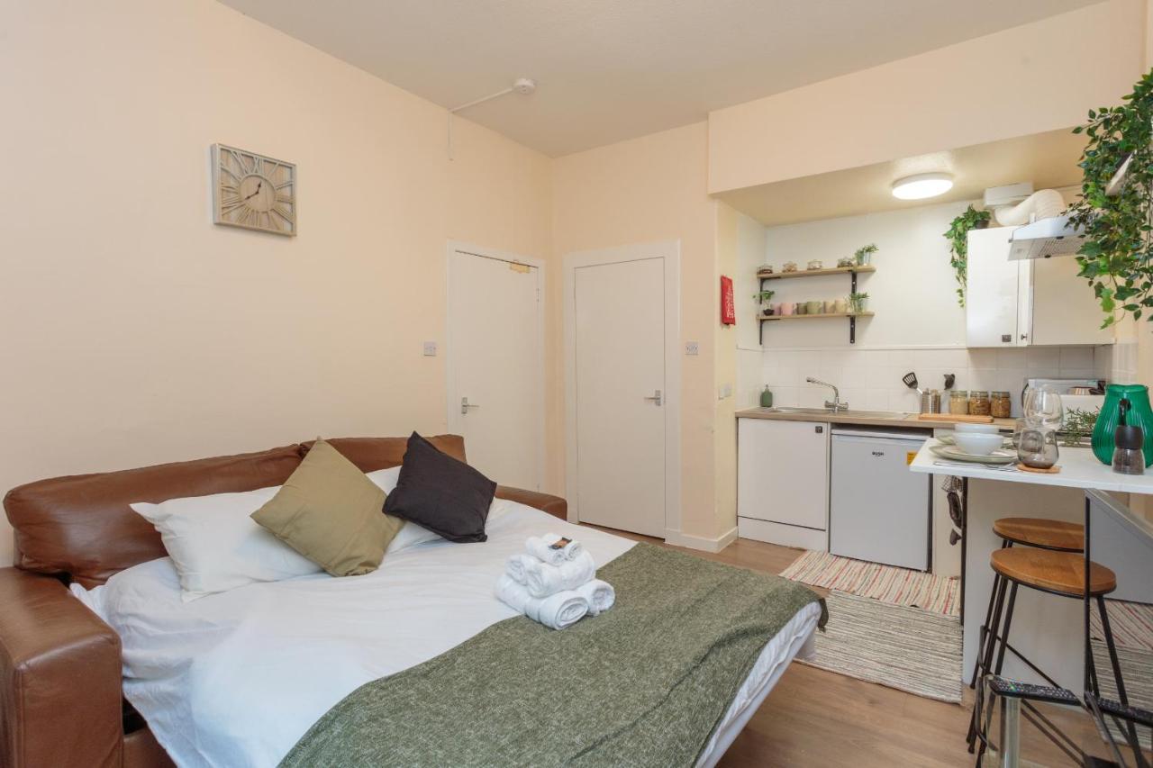 Cozy 1B Groundfloor - 8 Minute From City Centre Edinburgh Eksteriør billede